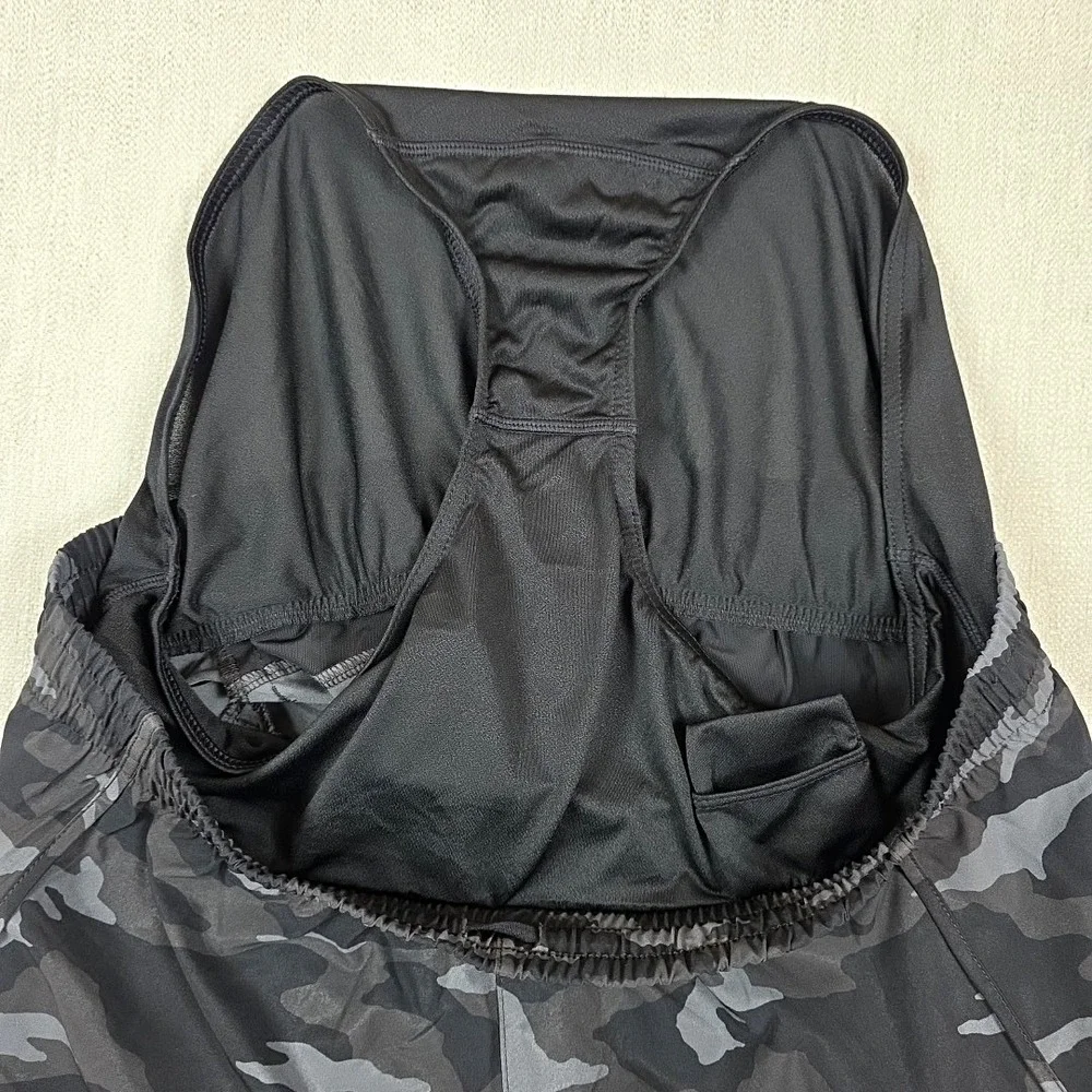 Athleta Shorts Womens Large Black Camo Printed Mesh Racer Run Lined Running 4 In - Picture 3 of 13